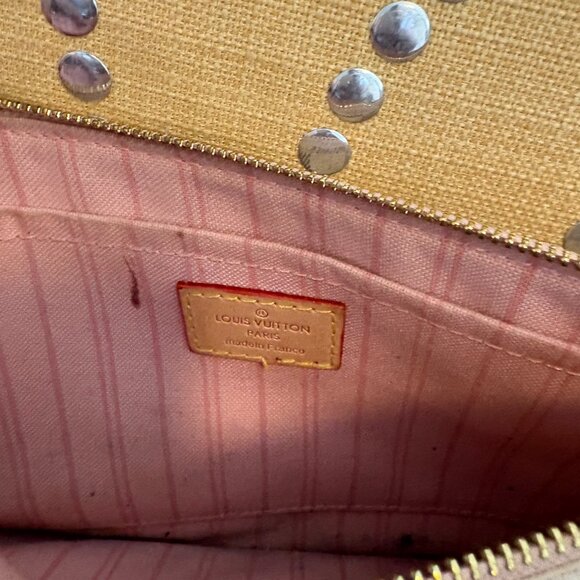 Louis Vuitton Damier Azur Neverfull Pouch - Picture 4 of 11